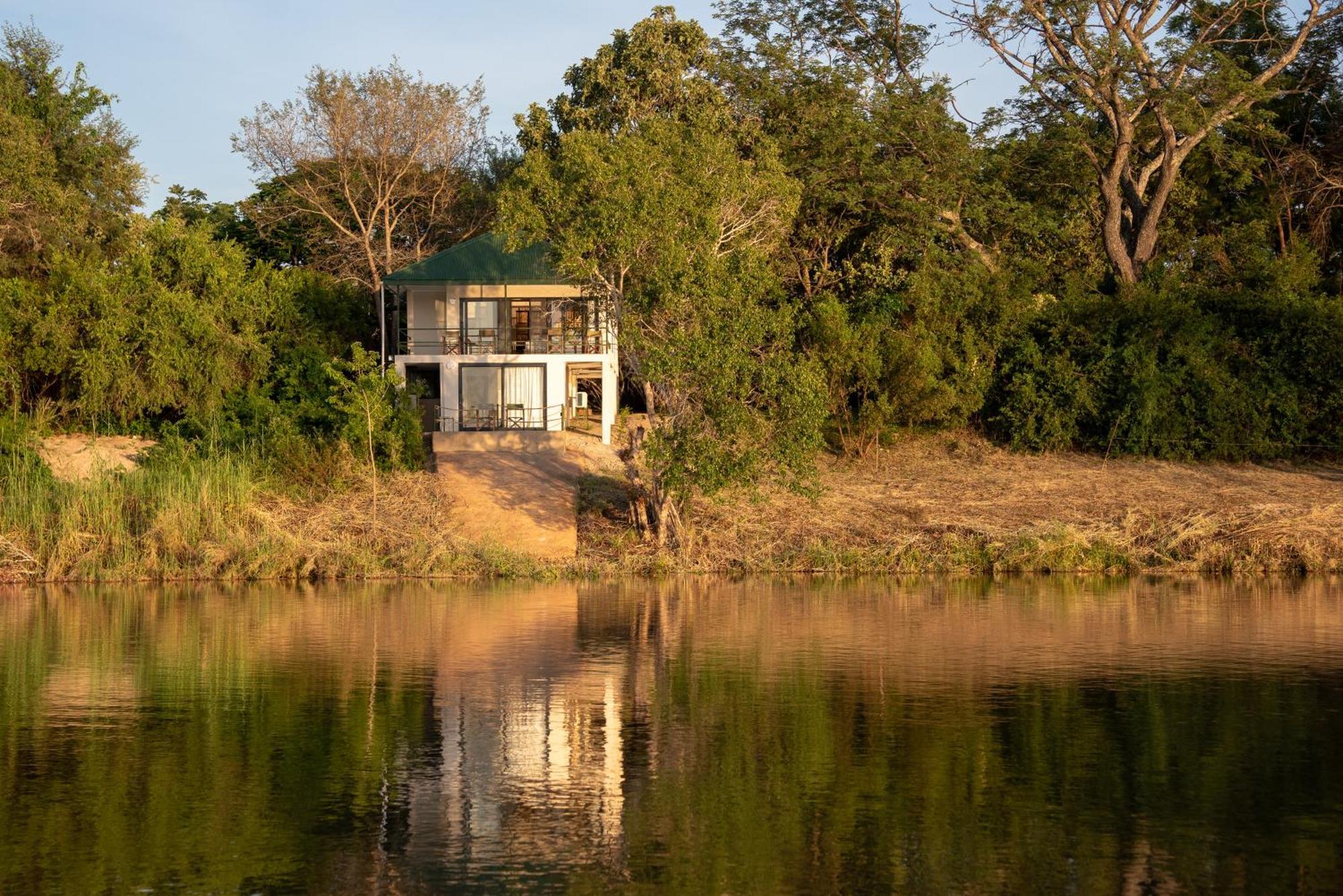 Kayube Estate Bungalows Livingstone Exterior photo